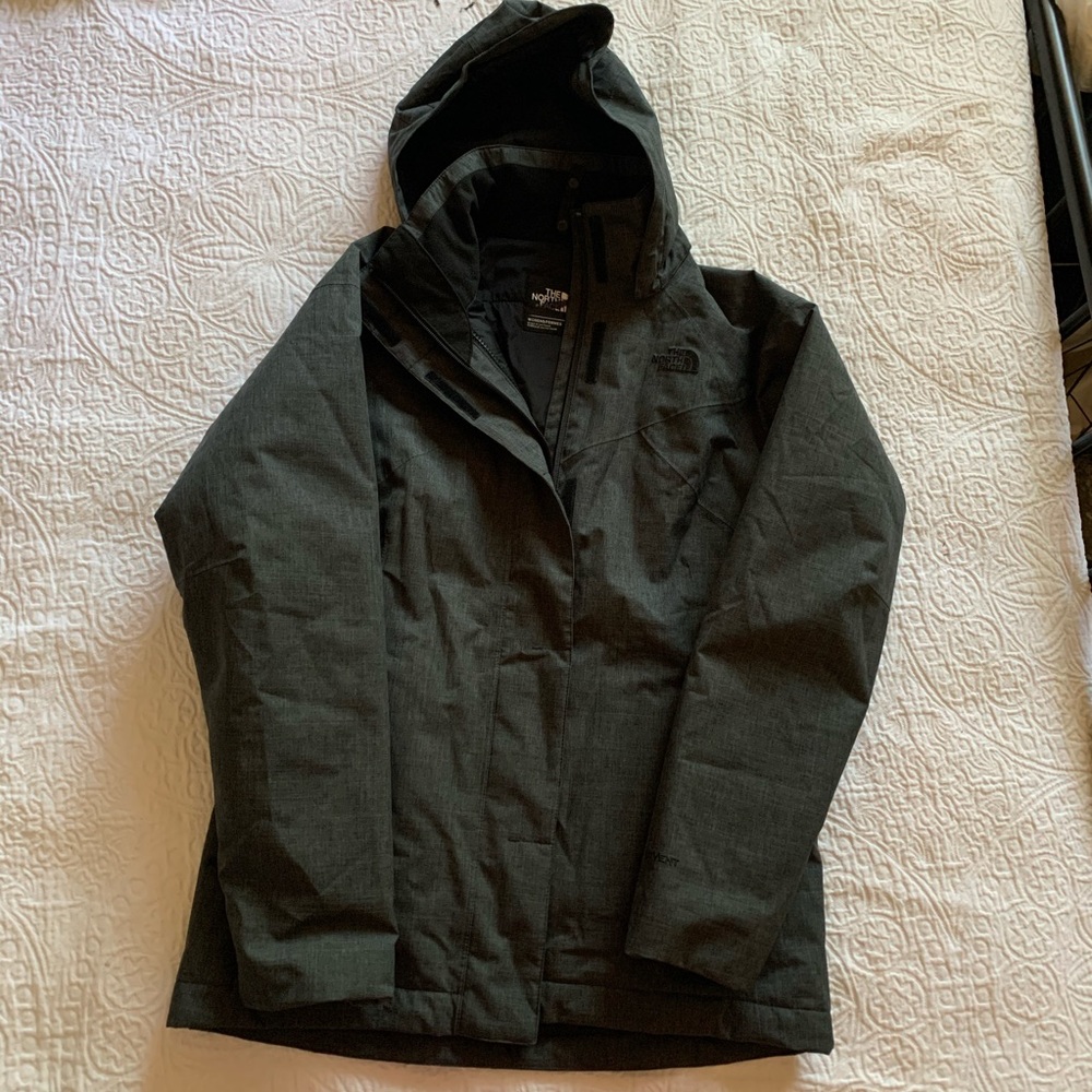 The North Face Snow Jacket size M